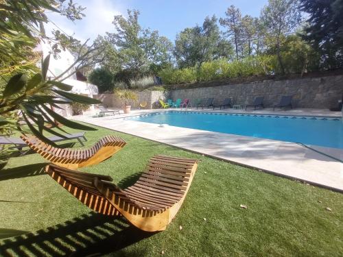 Villa au calme avec piscine chauffée - Location, gîte - Saint-Paul-en-Forêt