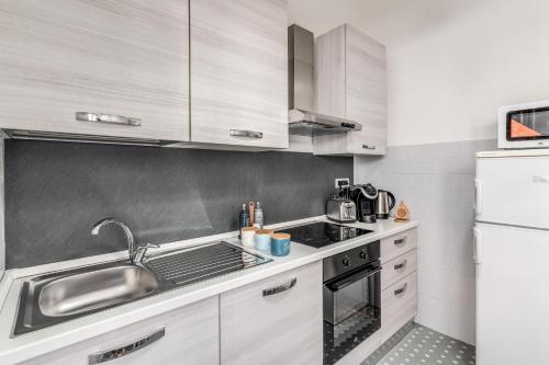 로마 Domus Lucianae Family & Group Comfort, few min from Colosseum 4성급 싱글룸 레스토랑