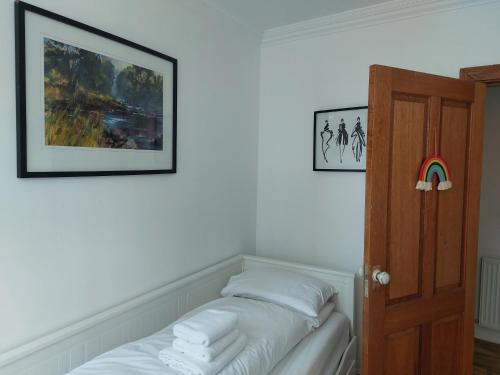 Portobello Charming Seaside 3-BR Holiday Apartment