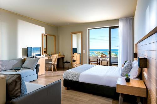 Stella Palace Aqua Park Resort in Crete Island