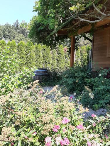 Kert, Landhaus Manjul in Volkermarkt