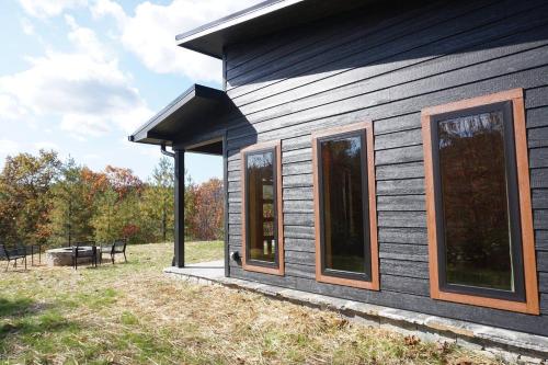 Wayah House @ Sky Ridge Yurts in Bryson City, USA