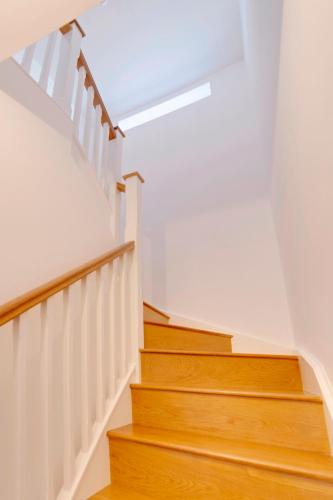Oprema, Pass the Keys Modern & Spacious 1 Bed Terrace with Free Parking in Trumpington