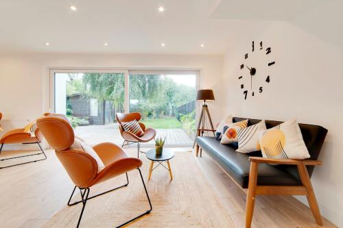 Létesítmények, Pass the Keys 49 Byron Square Modern and Spacious 3 Bed Home with Free Parking in Trumpington