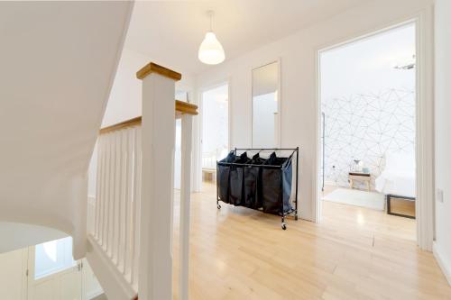 Létesítmények, Pass the Keys 49 Byron Square Modern and Spacious 3 Bed Home with Free Parking in Trumpington