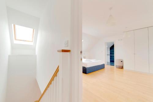 Létesítmények, Pass the Keys 49 Byron Square Modern and Spacious 3 Bed Home with Free Parking in Trumpington