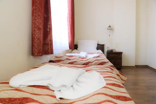 Two-Bedroom Apartment image 6
