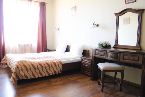 Two-Bedroom Apartment image 5