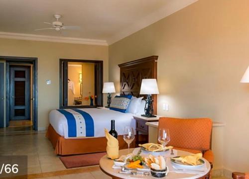 Pueblo Bonito Sunset Beach