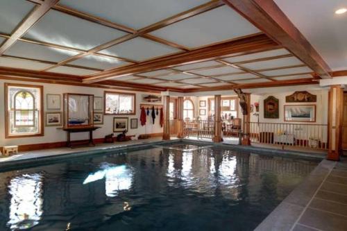 Lovely Year Round Vacation Home in the Hamptons in Hampton Bays, USA