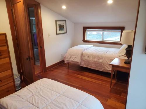 Lovely Year Round Vacation Home in the Hamptons in Hampton Bays, USA