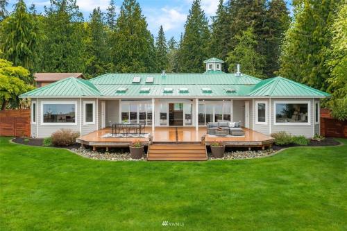 New Lighthouse Port Susan View House Camano - McKees Beach, WA