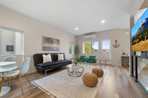 Brand New Fully Updated Condo 906 in Anacortes Brand New Fully Updated Condo 906 in Anacortes