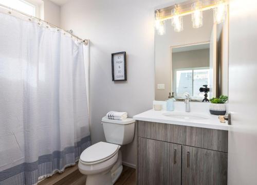 Brand New Fully Updated Condo 912 in Anacortes in Anacortes, USA
