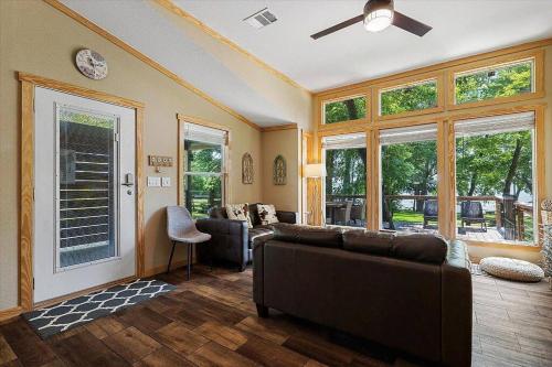 Cabin Hideout - Lake Tawakoni in Hawk Cove, USA