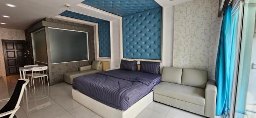 1 queen bed