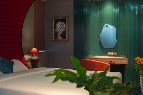493190930 Aaron Boutique Hotel