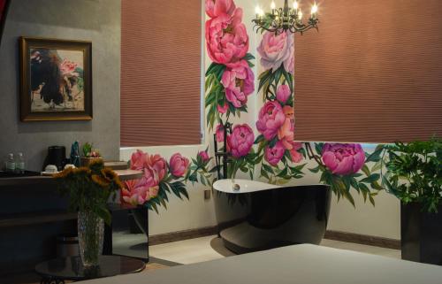 493190935 Aaron Boutique Hotel