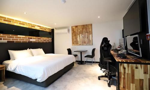 Premium Double Room