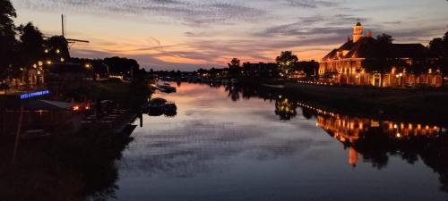 Közeli látványosságok, Vakantiewoning - Veurom in Buurtschap Giethmen