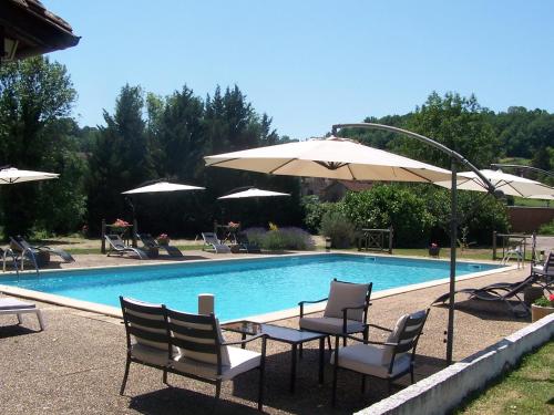 Domaine de Granval Chambres d'Hôtes gîte à louer Bretenoux