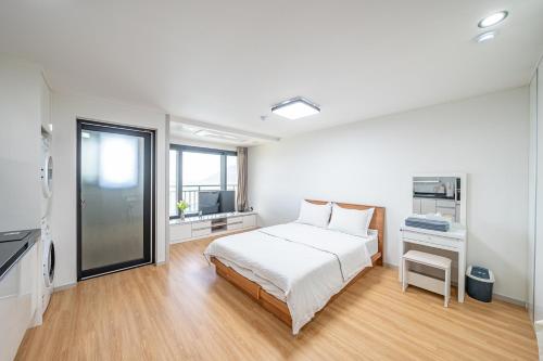Haedam House Room Type - Studio Apartment