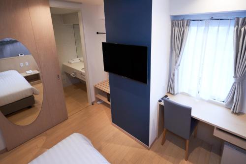 Standard Single Room image 5