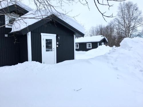 B&B Järpen - Hyttgårdens stugby i Huså, Åre kommun - Bed and Breakfast Järpen