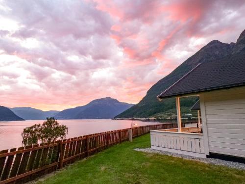 Kinsarvik Camping - image 3