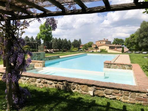 ISA - Luxury Resort with swimming pool immersed in Tuscan nature, apartments with private outdoor area with panoramic view