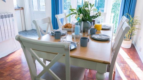 A szálláshely kívülről, Bryn Rhosyn in Red Wharf Bay