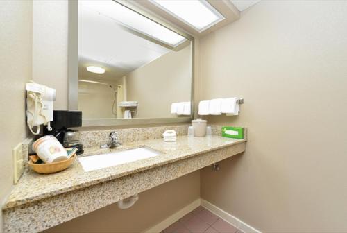 Super 8 by Wyndham Clarksville Northeast, Clarksville (zdjęcie 2)