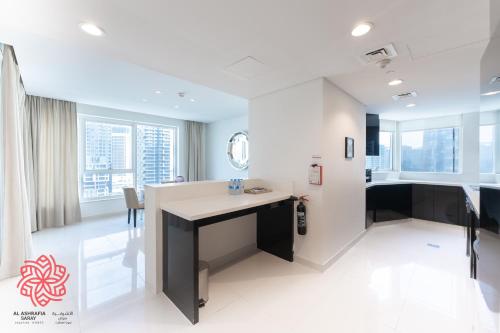 Alashrafia Saray- Waterfront 3 BDR apartment Business Bay, Dubaj (fotografie 8)