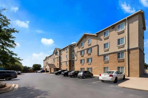 WoodSpring Suites Fort Worth Fossil Creek in Fort Worth, USA