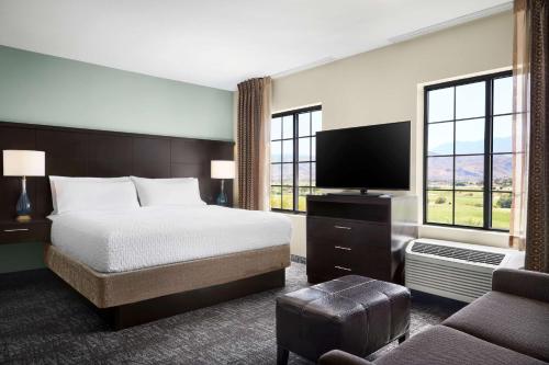 1 queen bed