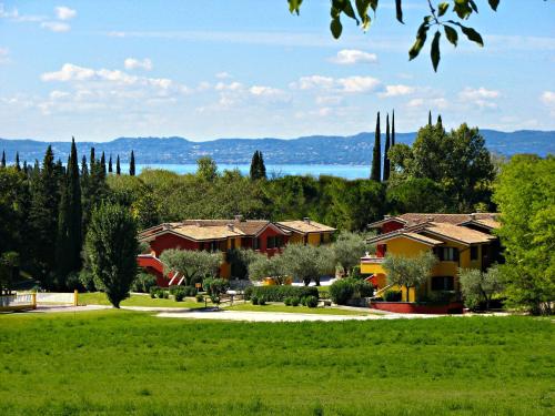 Poiano Garda Resort Appartamenti - Accommodation - Garda