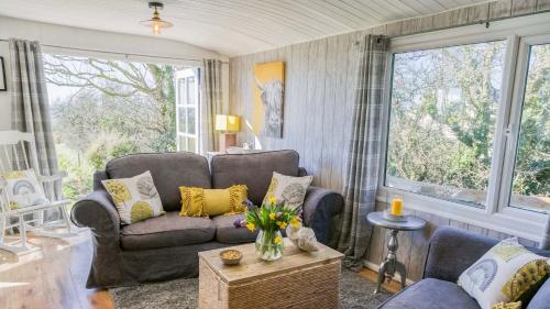 Easter Cabin, Moelfre