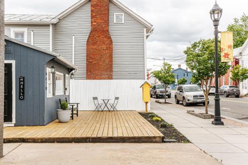 Downtown Tiny Home near Shenandoah National Park