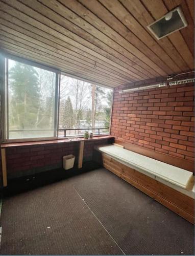 Kotimaailma - Tilava rivitalo asunto 3MH ja sauna lähellä Korson keskustaa, Helsinki (Foto 8)