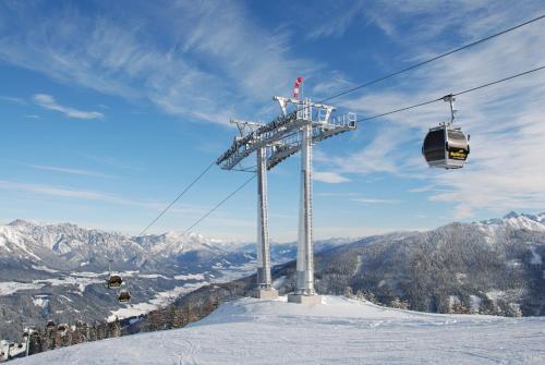 Studio with Mountain View