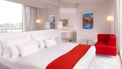 art'otel cologne, Powered by Radisson Hotels