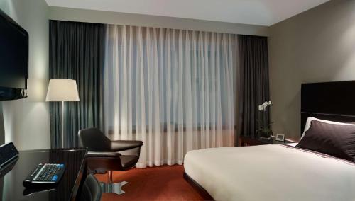 room detail thumbnail 0