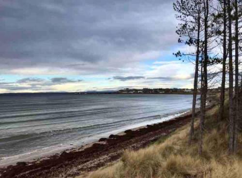 Harbour Side, Luxury, Twin Level Loft in Burghead