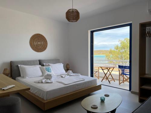 Kythera Beach Apartments in Diakofti