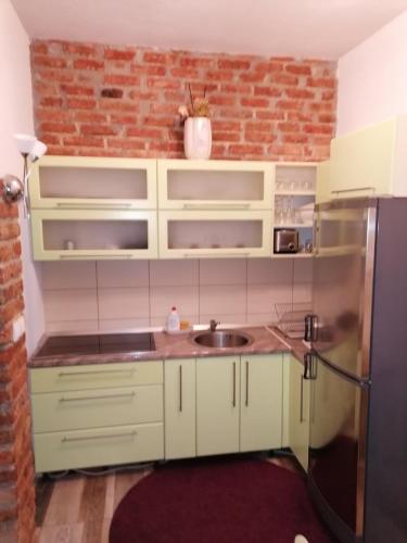 Three-Bedroom Apartment image 3