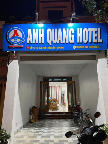 ANH QUANG HOTEl ĐỒNG VĂN