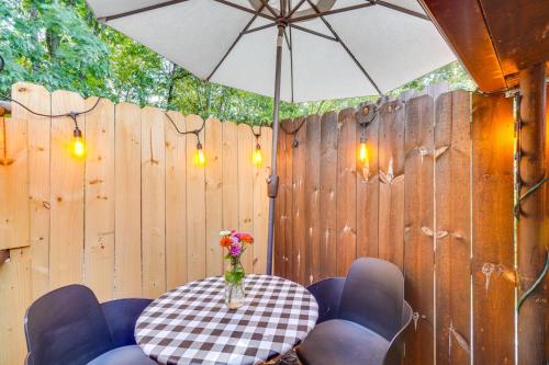 Sevierville Studio Cabin Rental with Private Hot Tub in Sevierville, USA