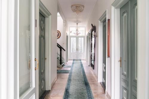 Entrada, De Jonge Barones in Beetsterzwaag