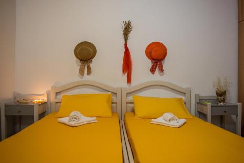 Summer Bed Nydri - main image