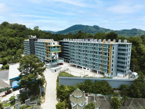 Aya Residence Garden View 1